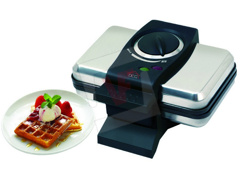 WAFFLE MAKER 750 W